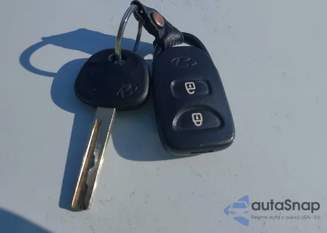 2014 Hyundai Accent Gs from USA, damaged, VIN KMHCT5AE2EU180072